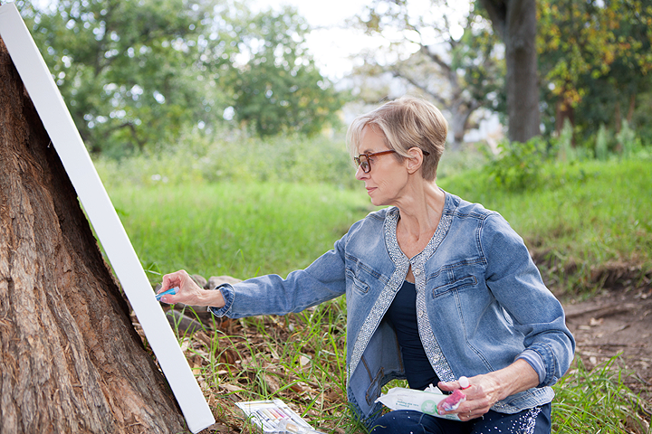 Outdoor Artist corporate Headshots